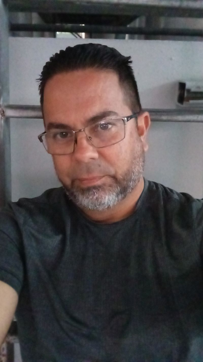 Daniel, 54