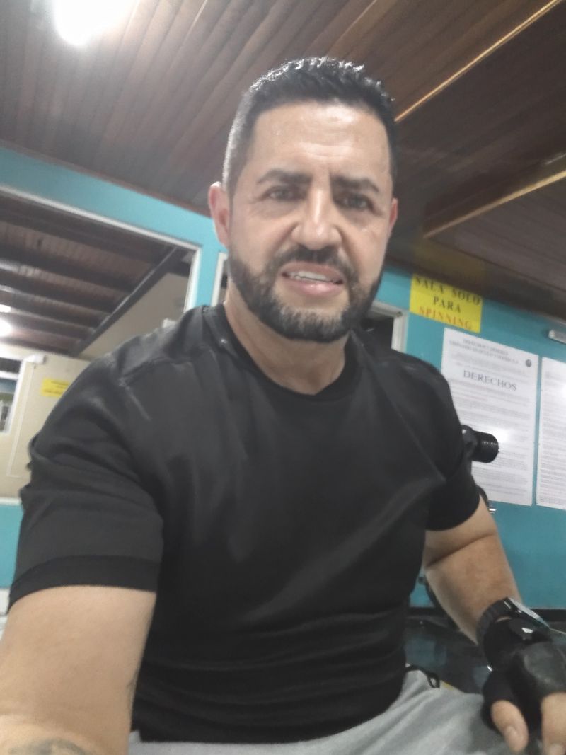 Antonio, 49
