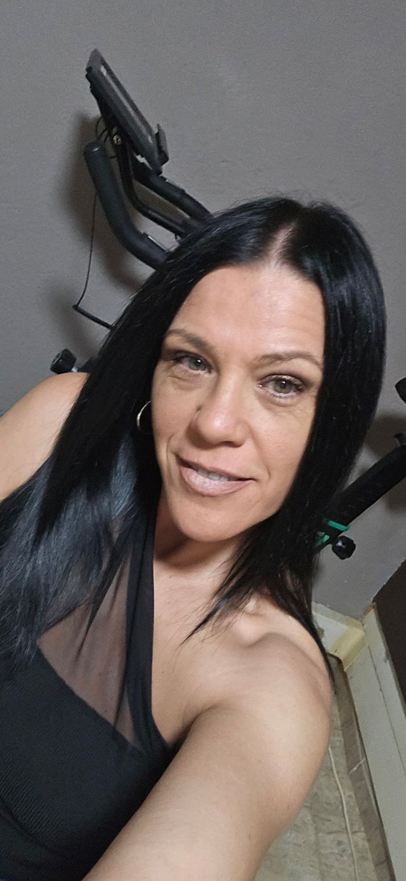 Montse, 45
