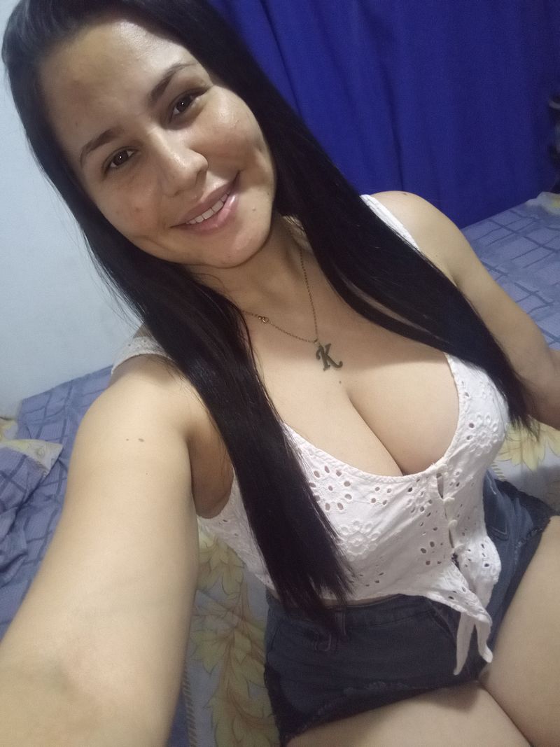 Domi, 35