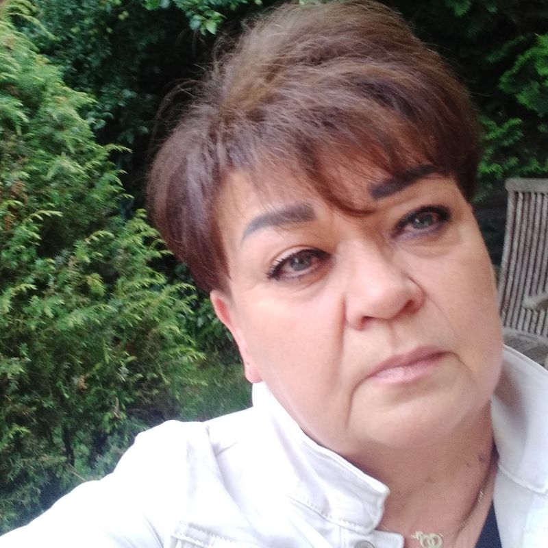Bożena, 60