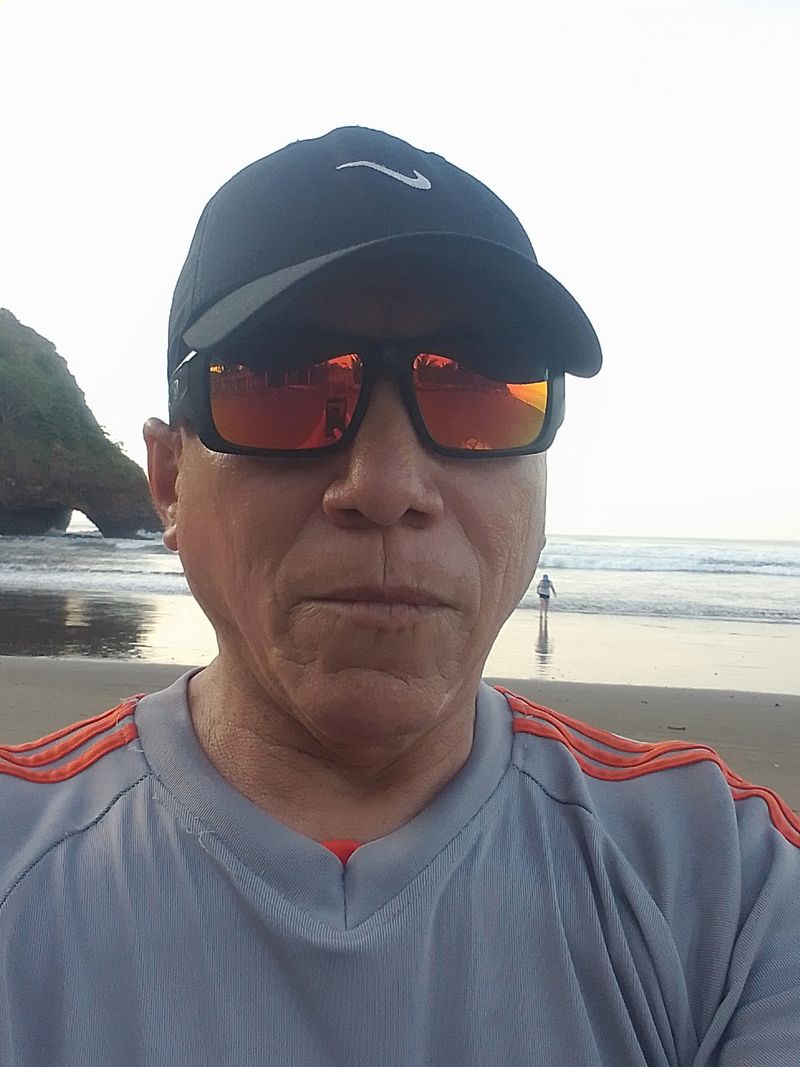 Jose, 60