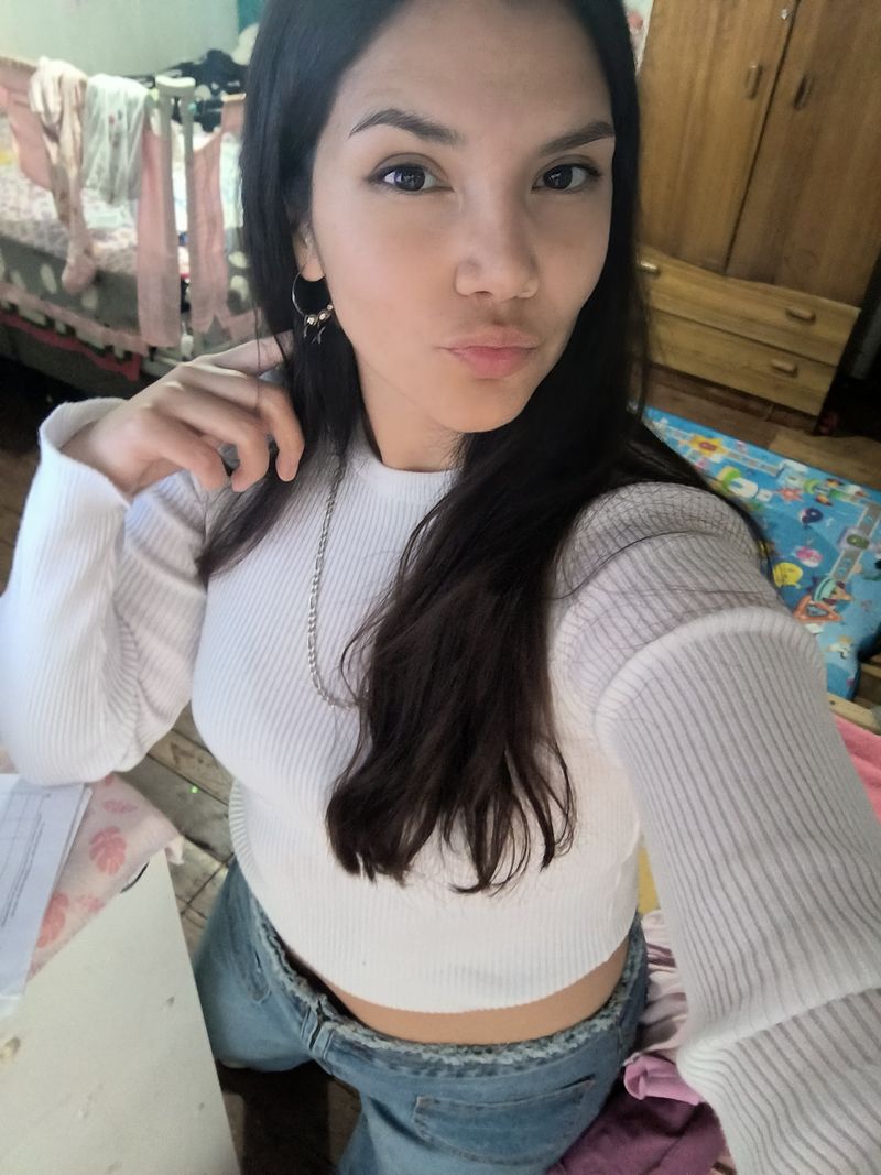 Francisca, 29