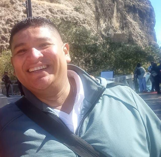 Antonio, 36