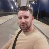 Jacek, 38