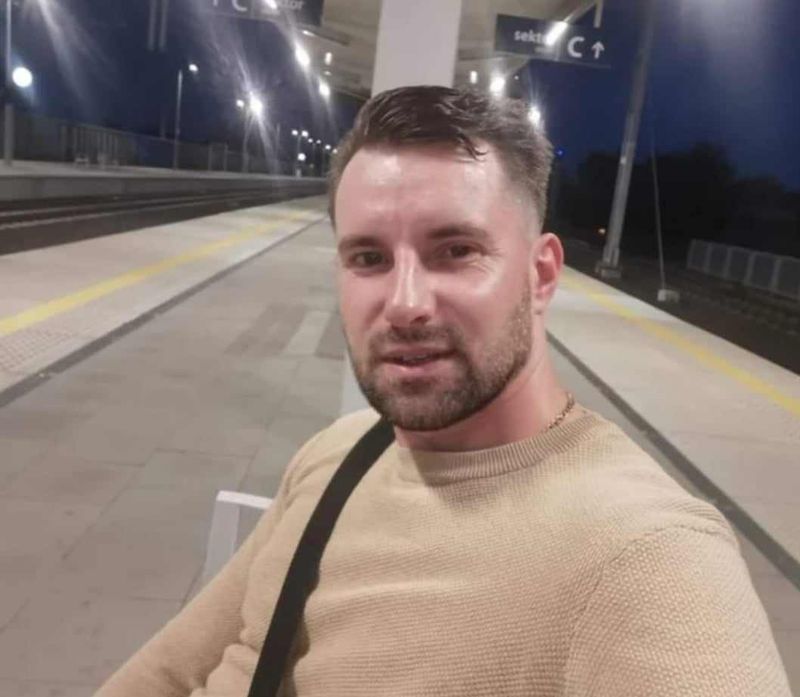 Jacek, 38