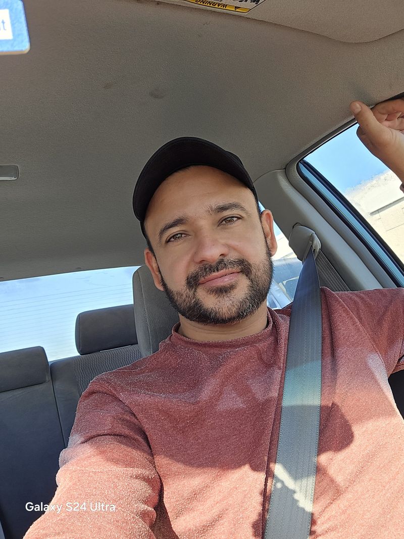Ruben, 42