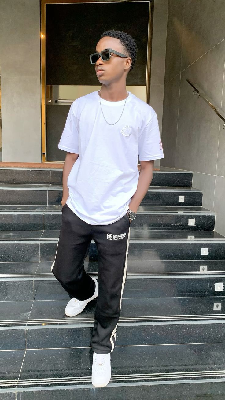 Jayson, 25