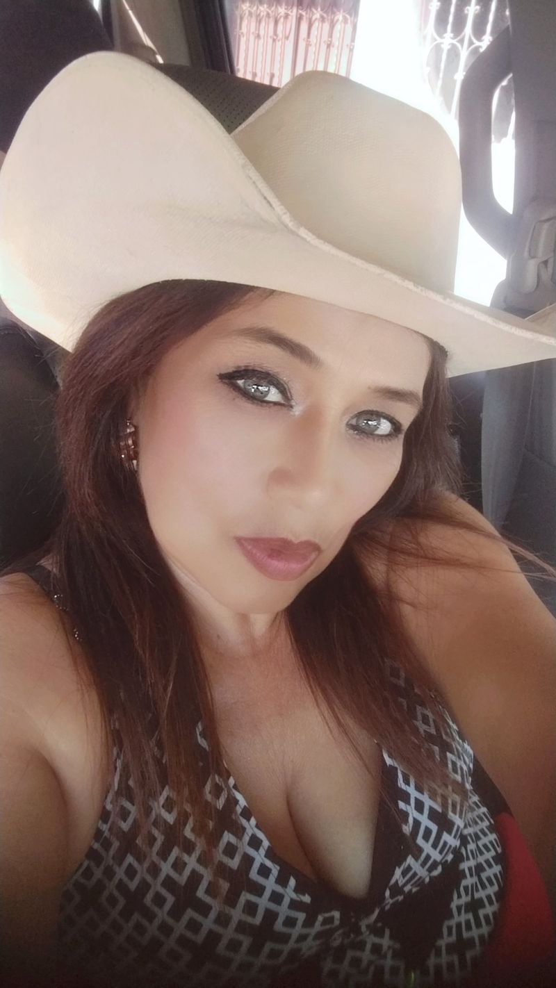 Astrid, 49