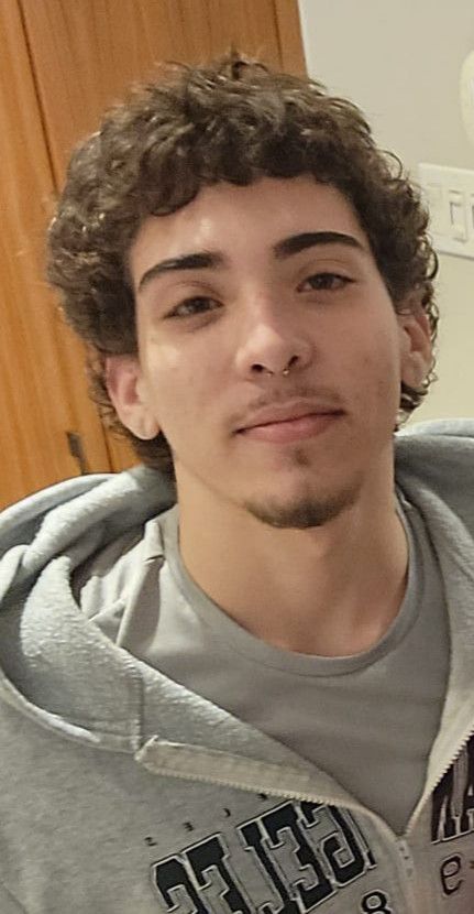 Dariel, 18