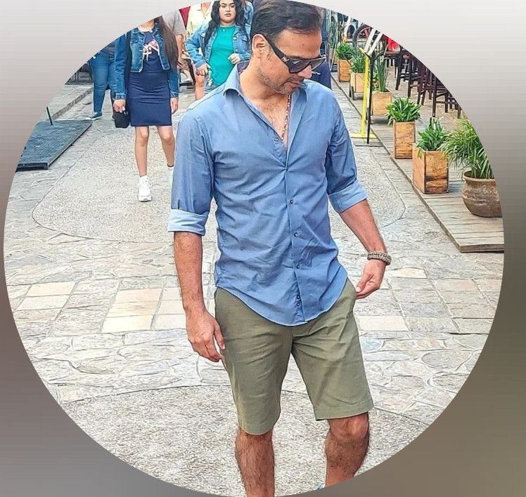 Miguel, 50
