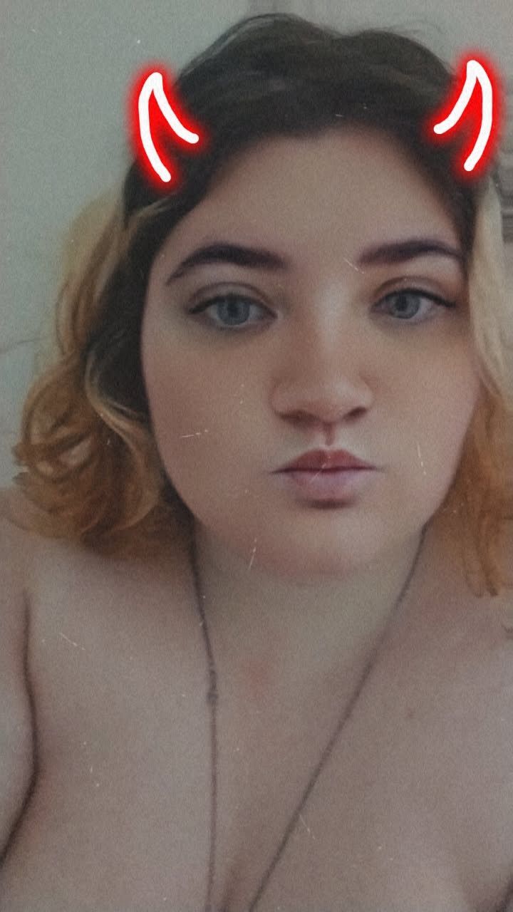 Bri, 25