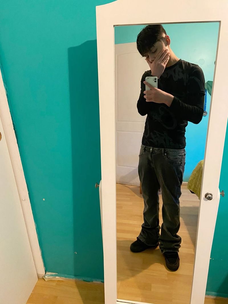 Benjamin, 23