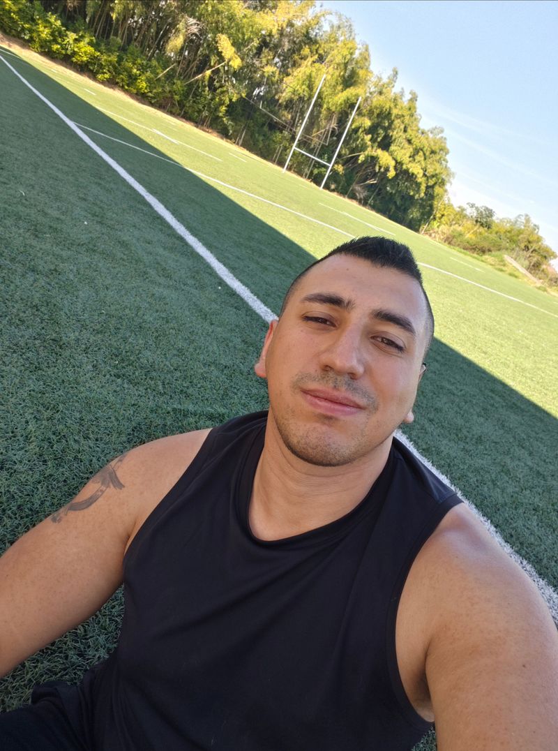 Santiago, 29