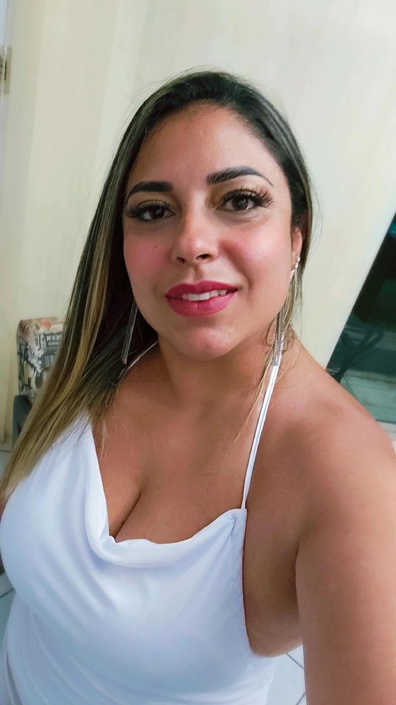 Ximena, 41