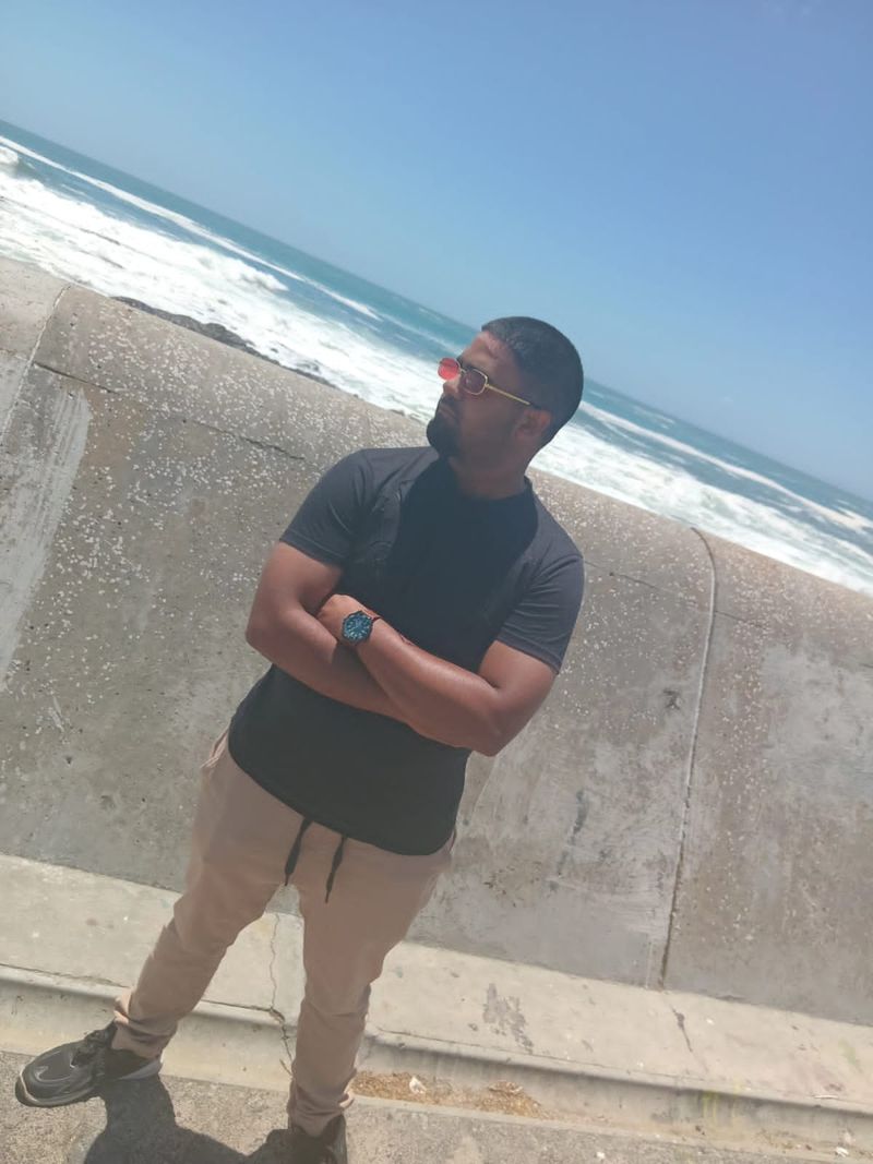Breezy, 24