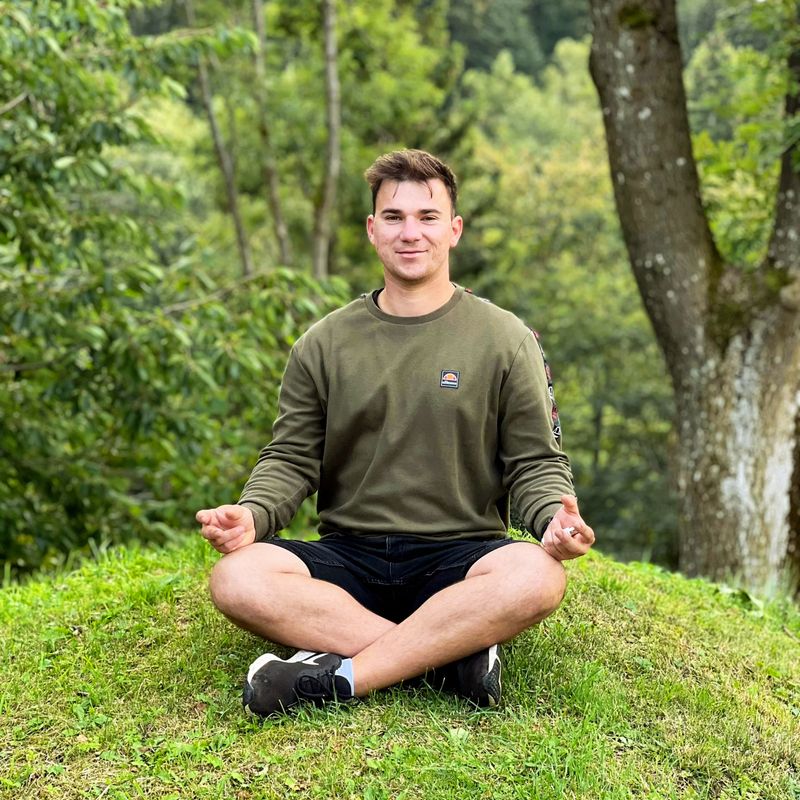 Bartek, 27