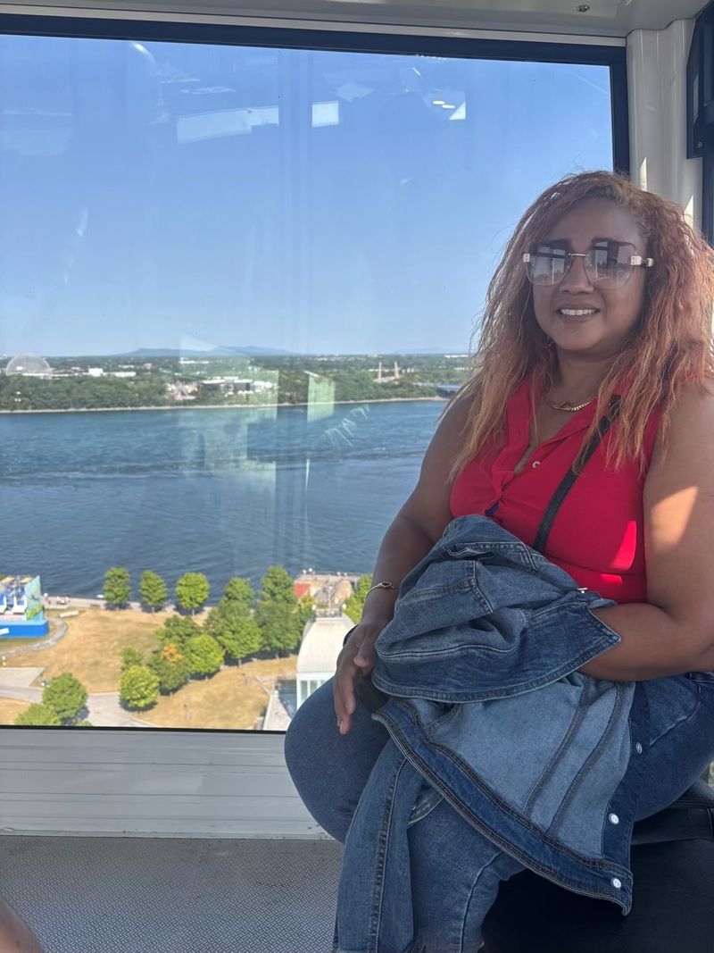 Yamile Natalia, 51