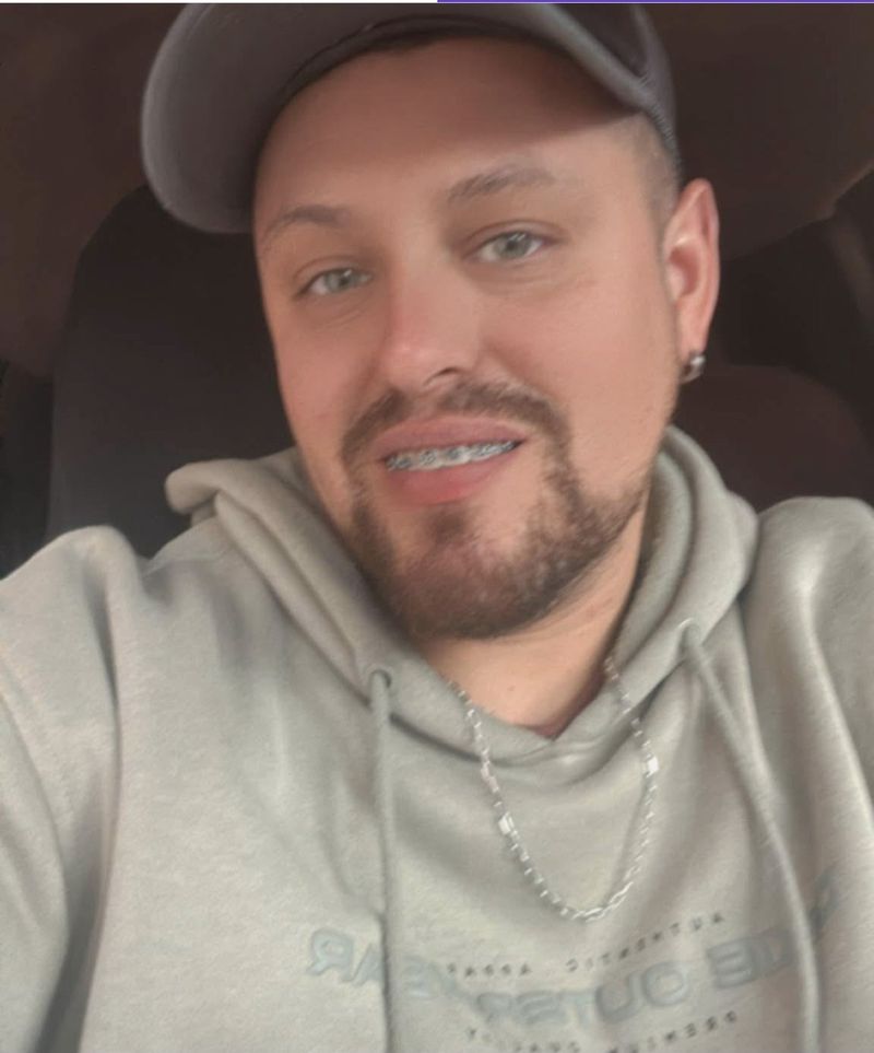 Gaston, 36