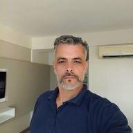 Eduardo, 53