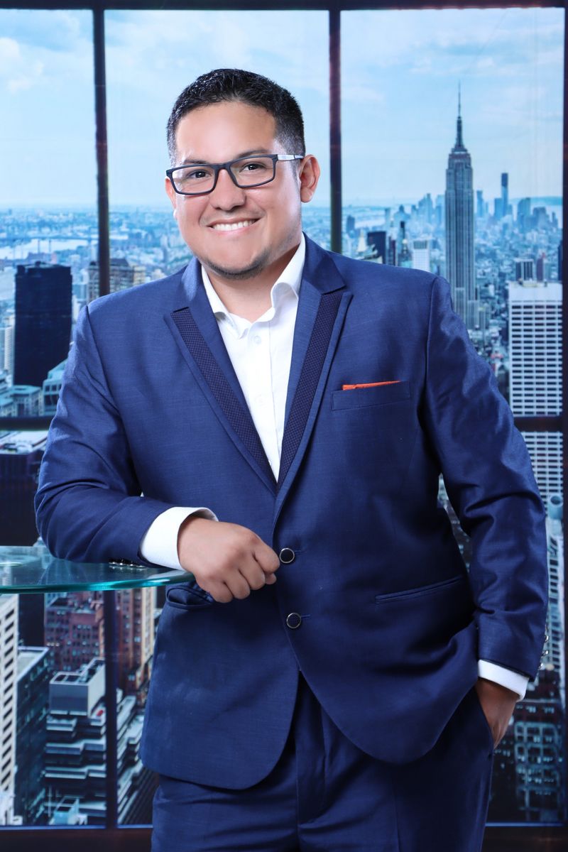 Paolo, 37