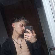 Pablo, 25