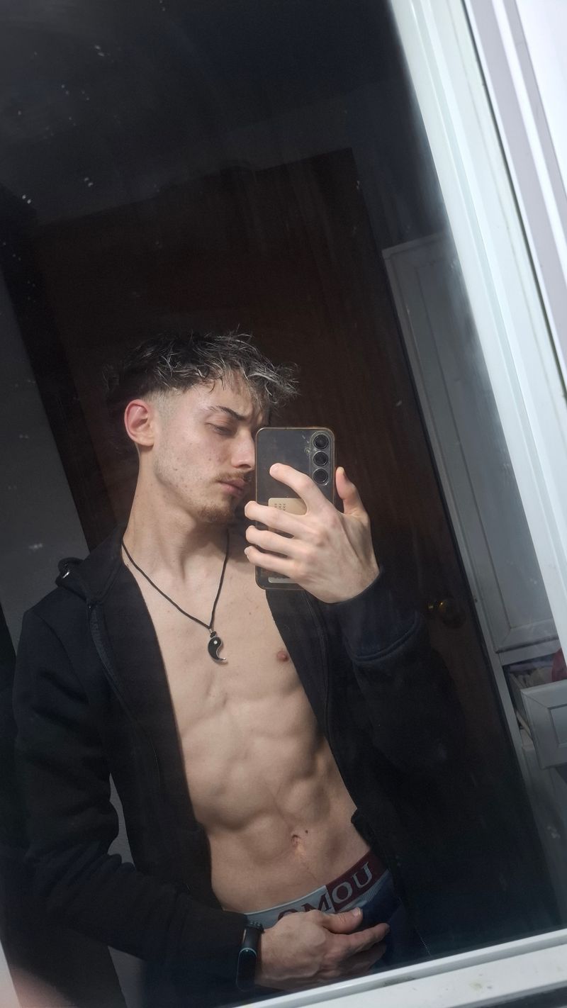 Pablo, 25