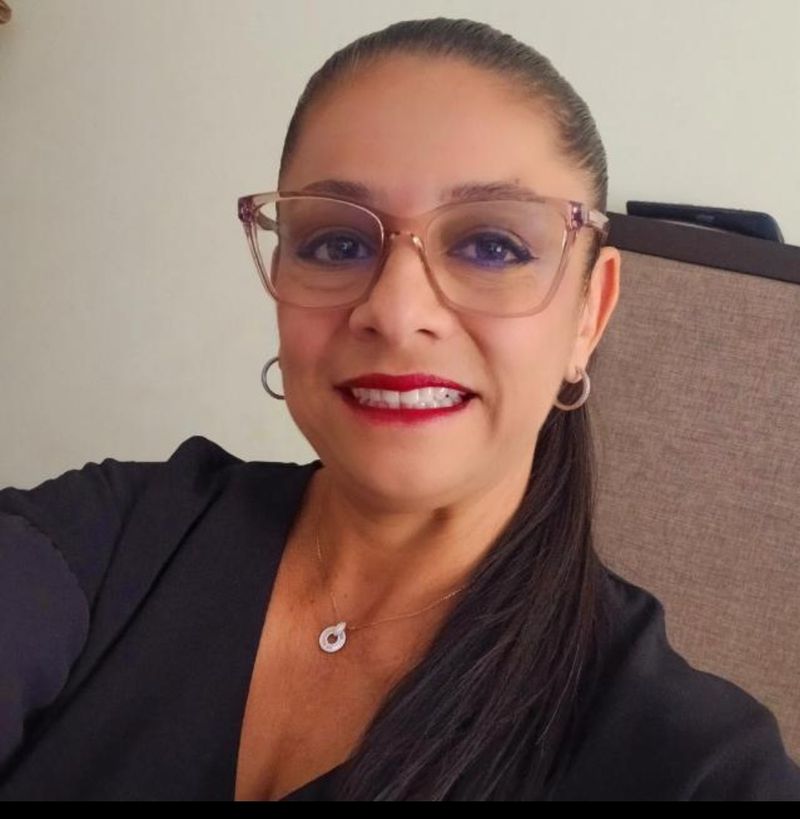 Gaby, 50