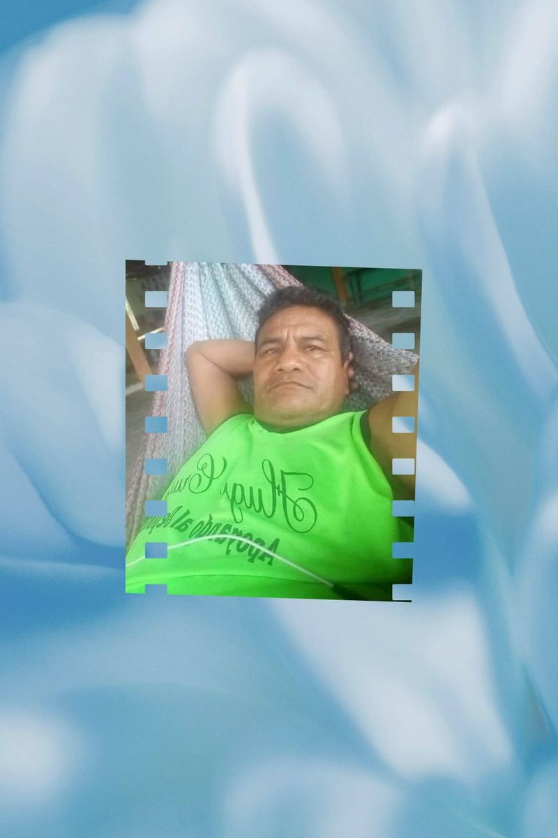 Enrique, 53