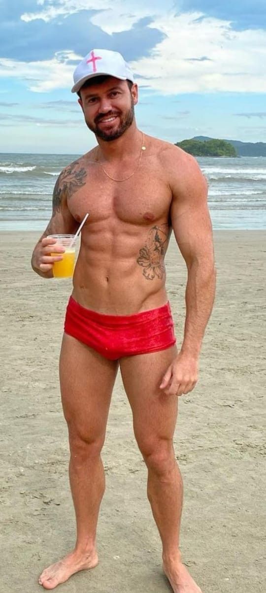 Joao, 39