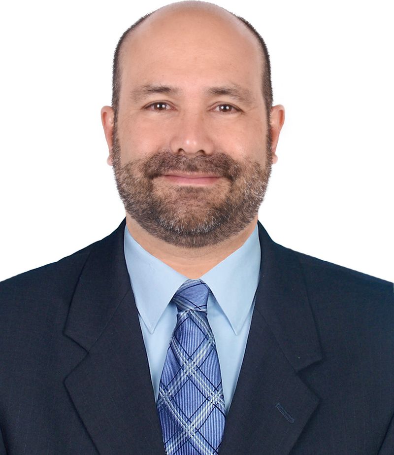 Sergio Augusto, 48