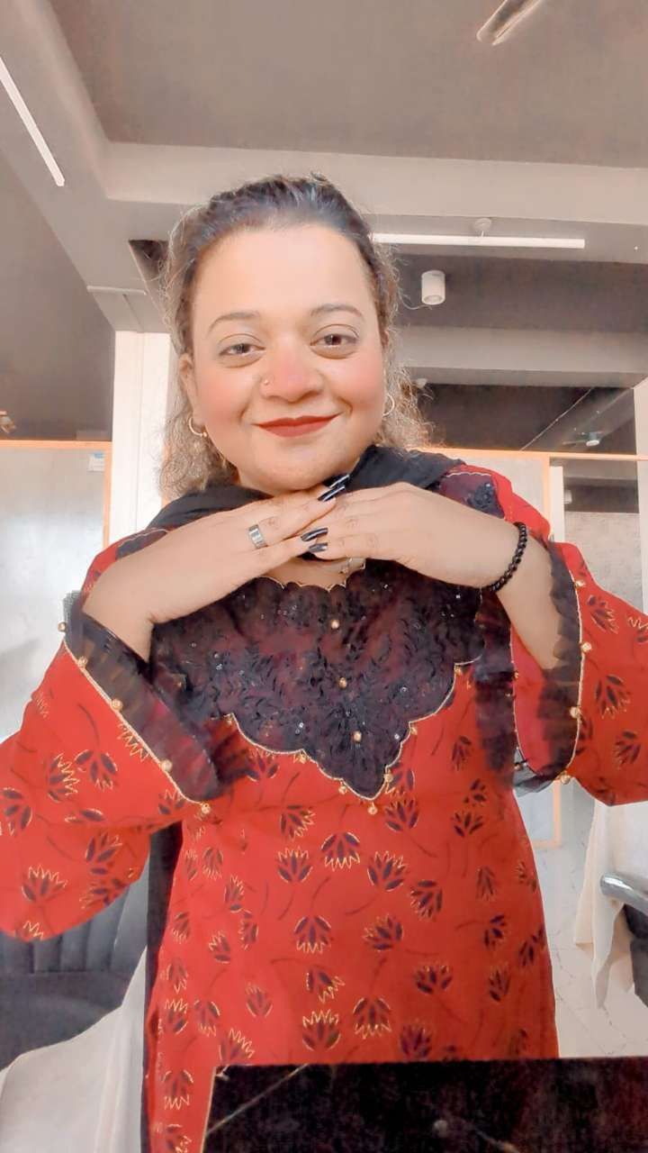 Abeera, 31