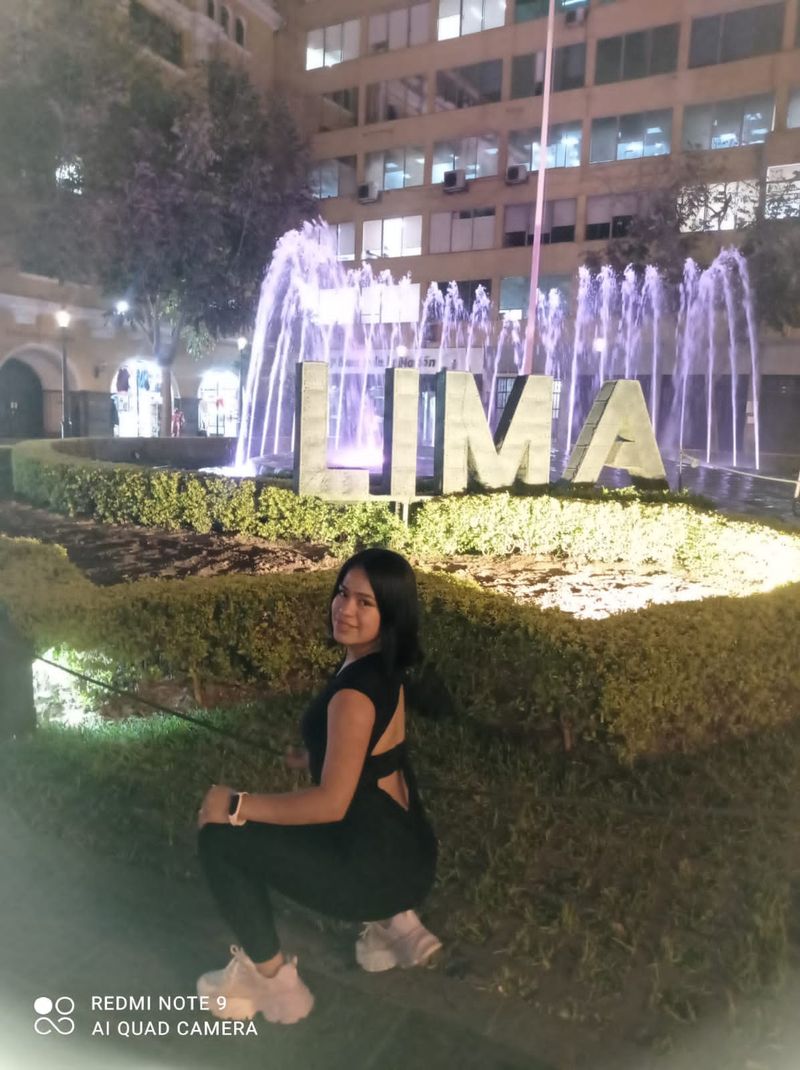 Anny, 23