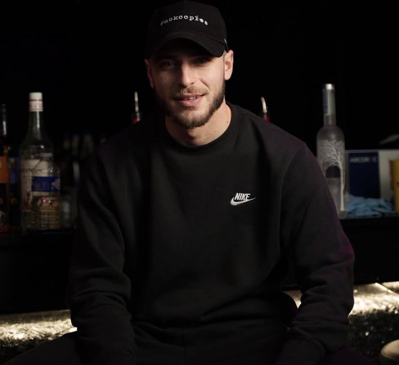 Valentin, 29