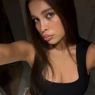 Крістіна, 20