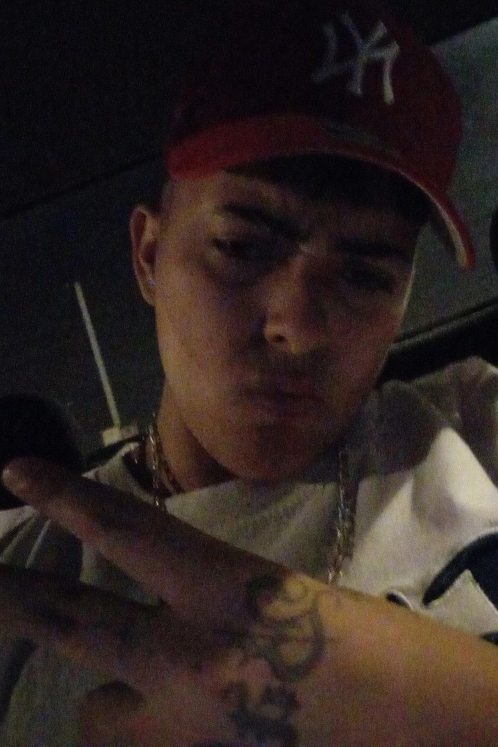 Ignacio, 20