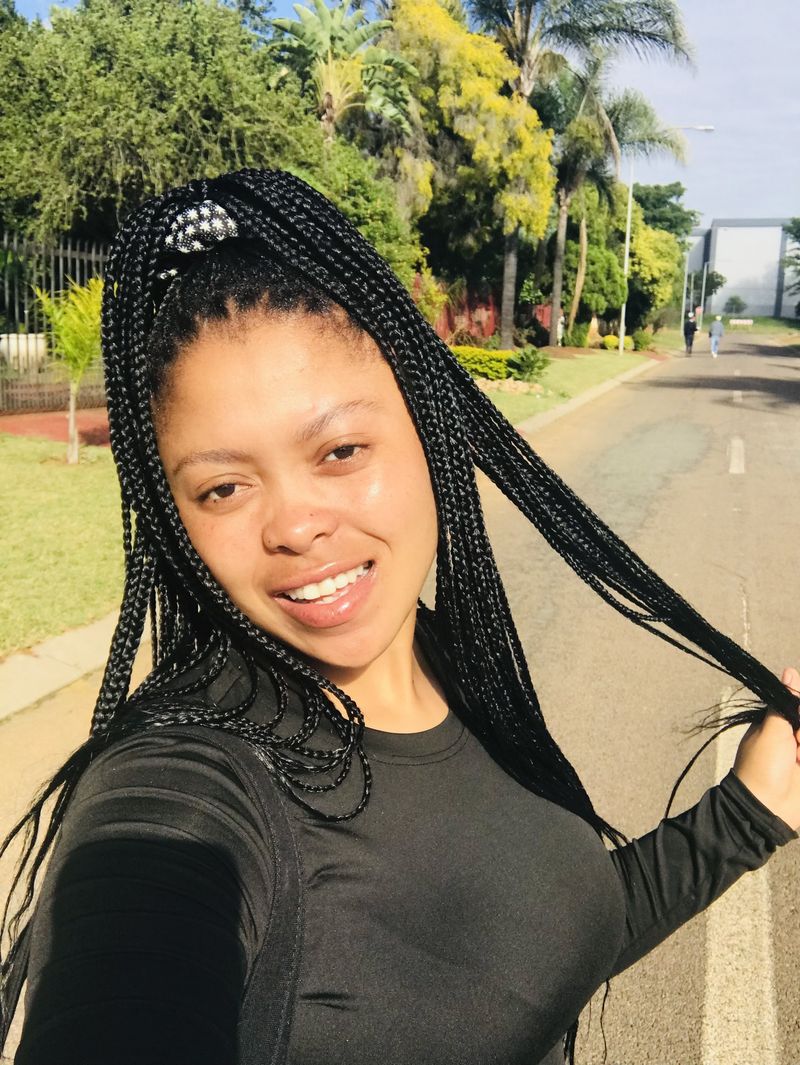 Loe, 24