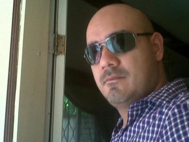 Fernando, 52