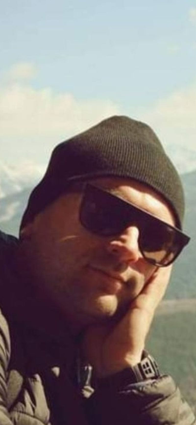 Саша, 48