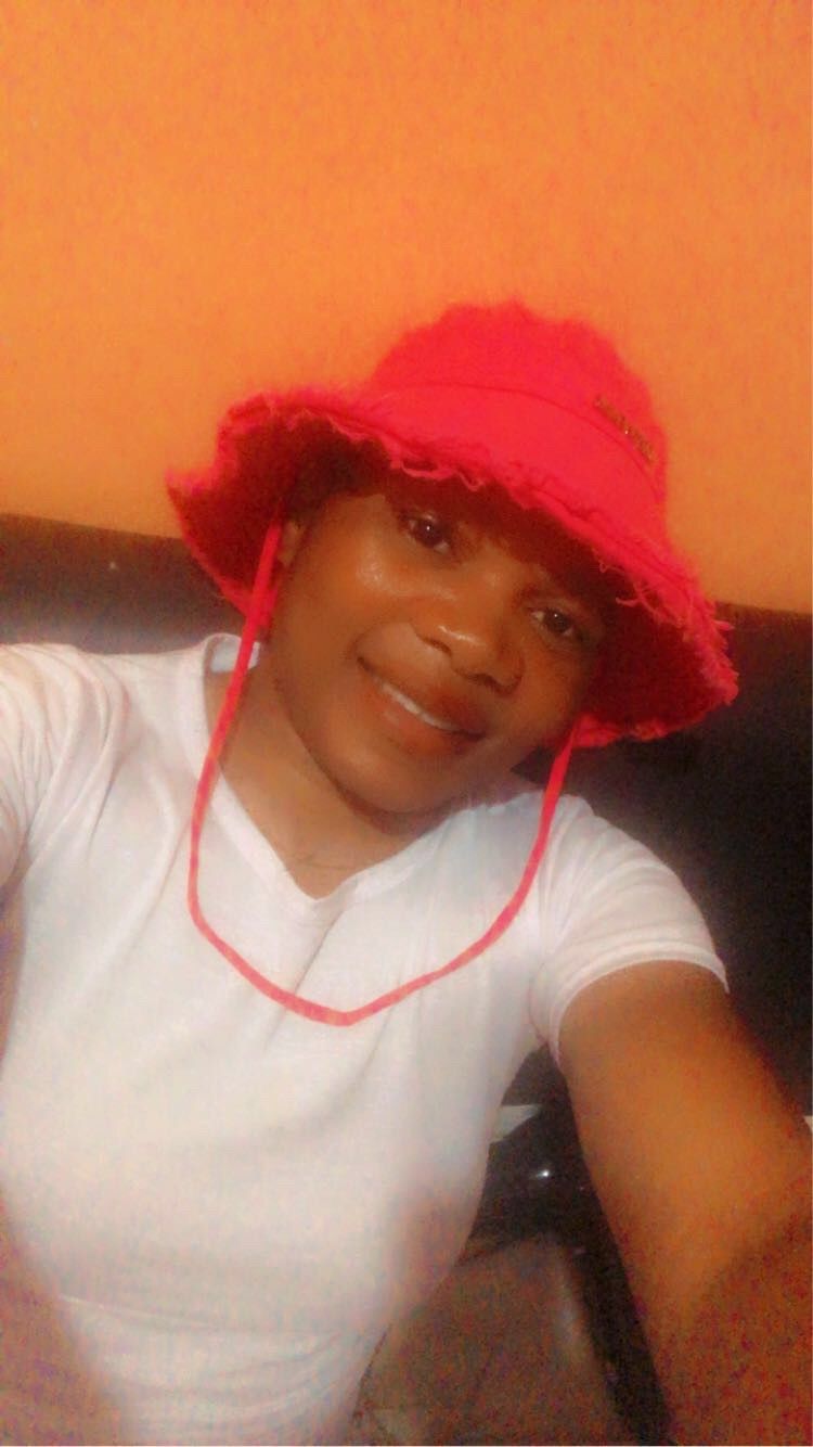 Tashie, 33