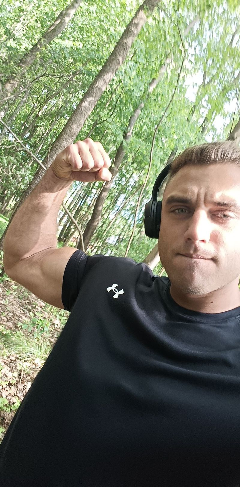 Damian, 25