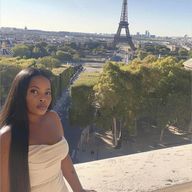 Zee, 28
