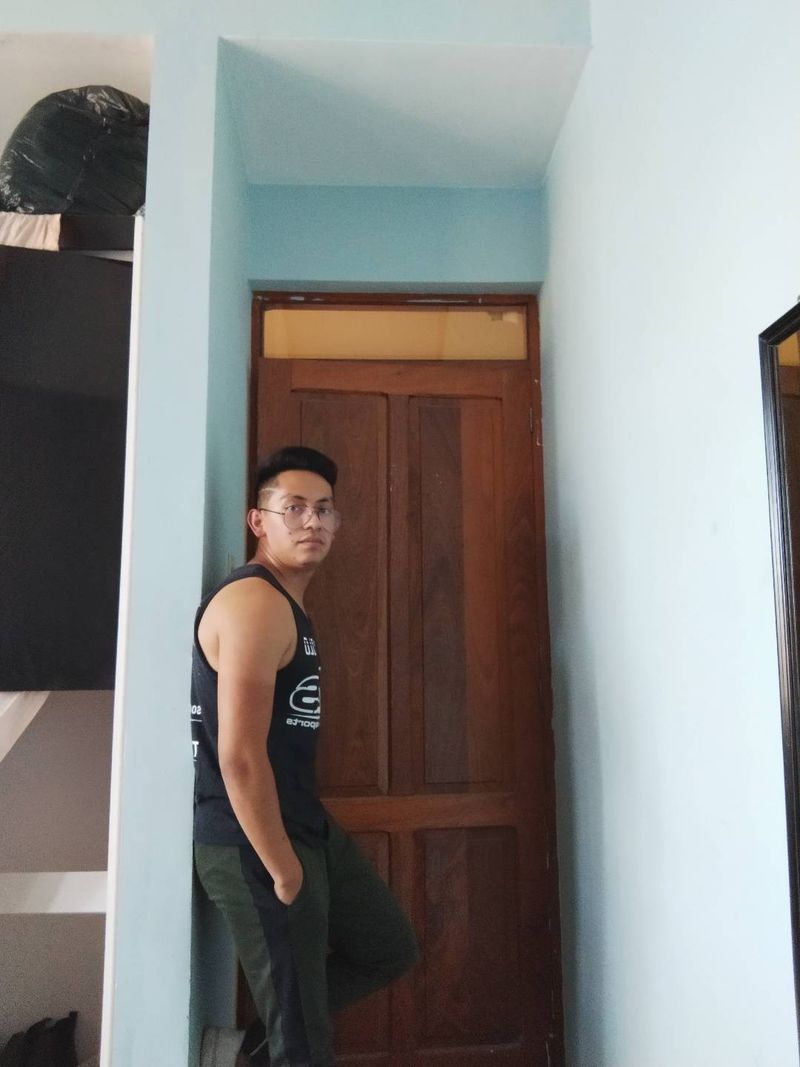 Kevin, 28