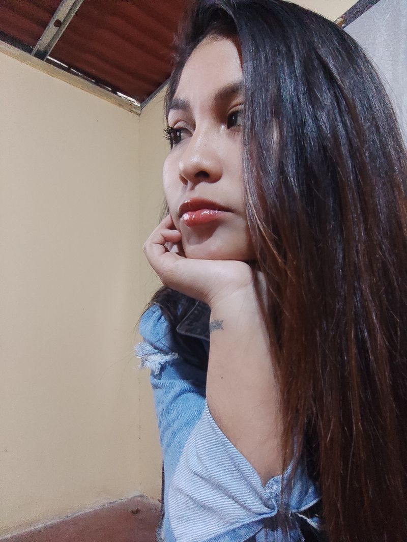 Niky, 25