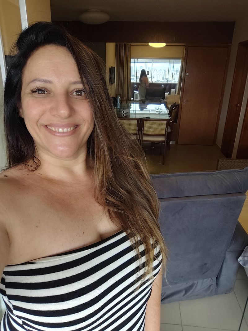 Rosa, 48