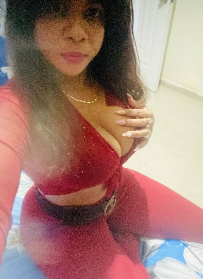 Marisol, 37