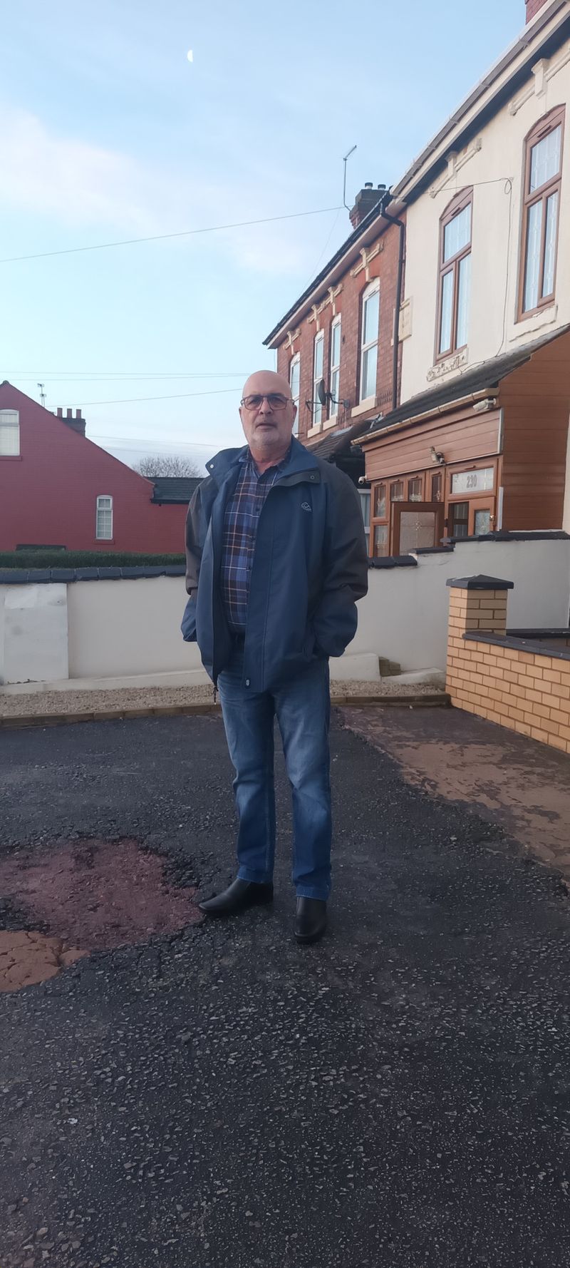 Kav, 49