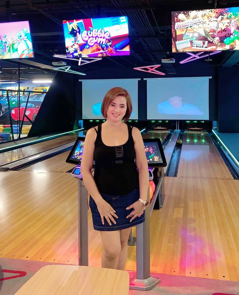 Lara, 47