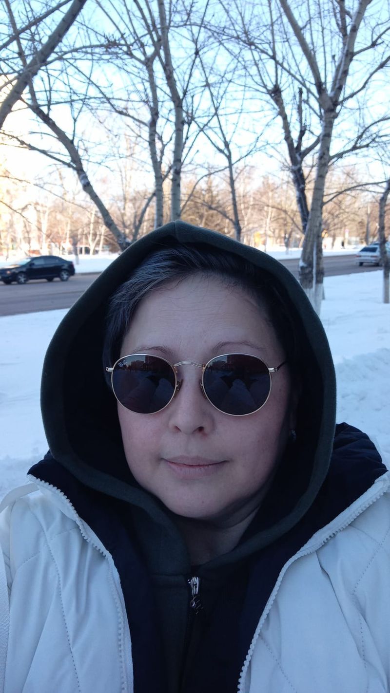 Виктория, 48