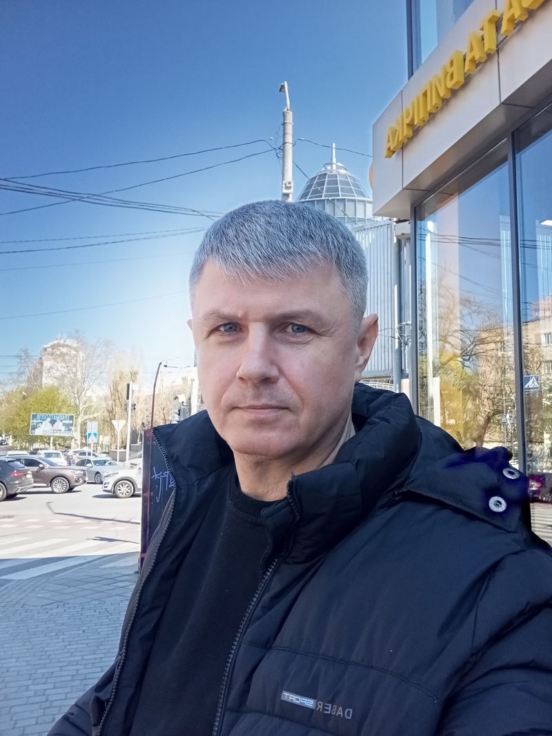 Сергей, 52